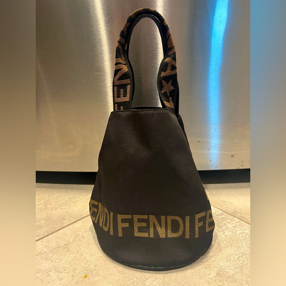 Fendi logo vintage star Roma handle mini bag black